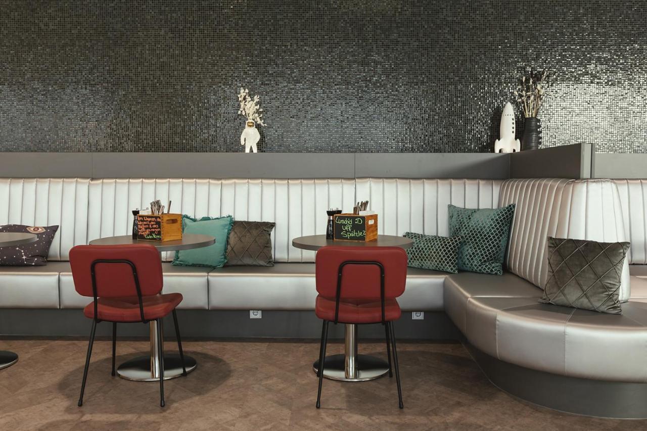 Holiday Inn - The Niu Star Sindelfingen By Ihg 외부 사진
