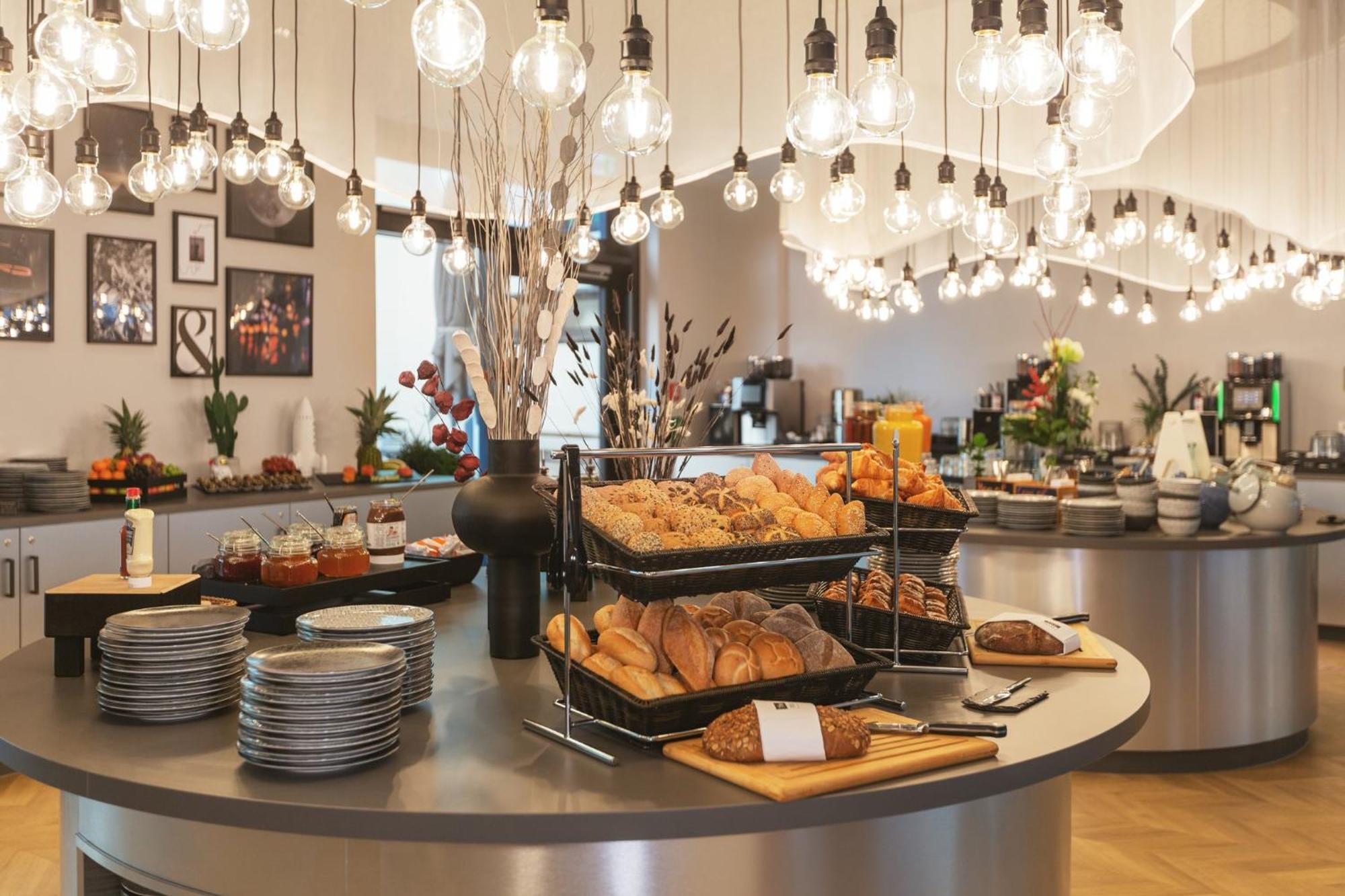 Holiday Inn - The Niu Star Sindelfingen By Ihg 외부 사진