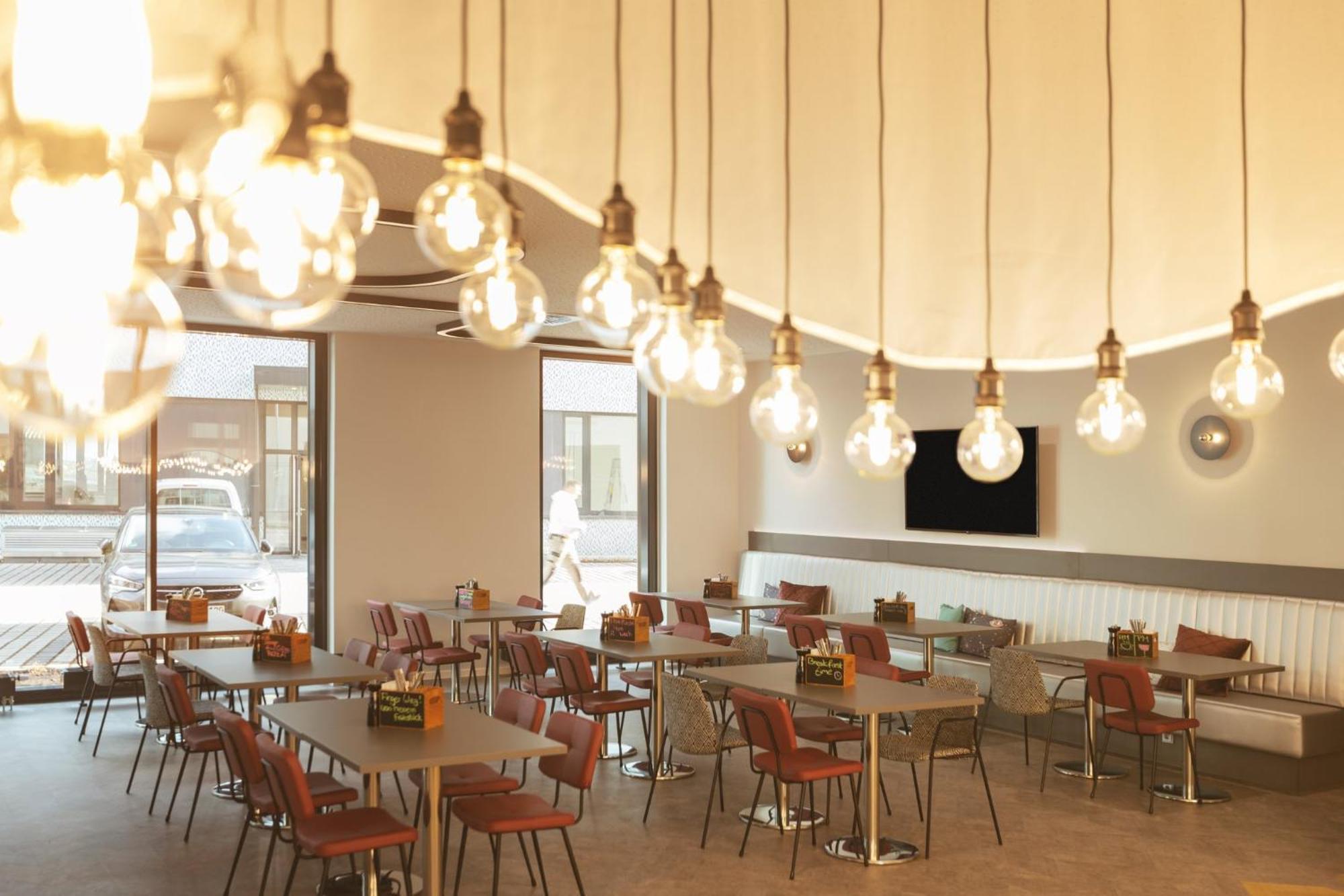 Holiday Inn - The Niu Star Sindelfingen By Ihg 외부 사진